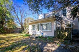 featured image of 1056 Little Bay Ave #A