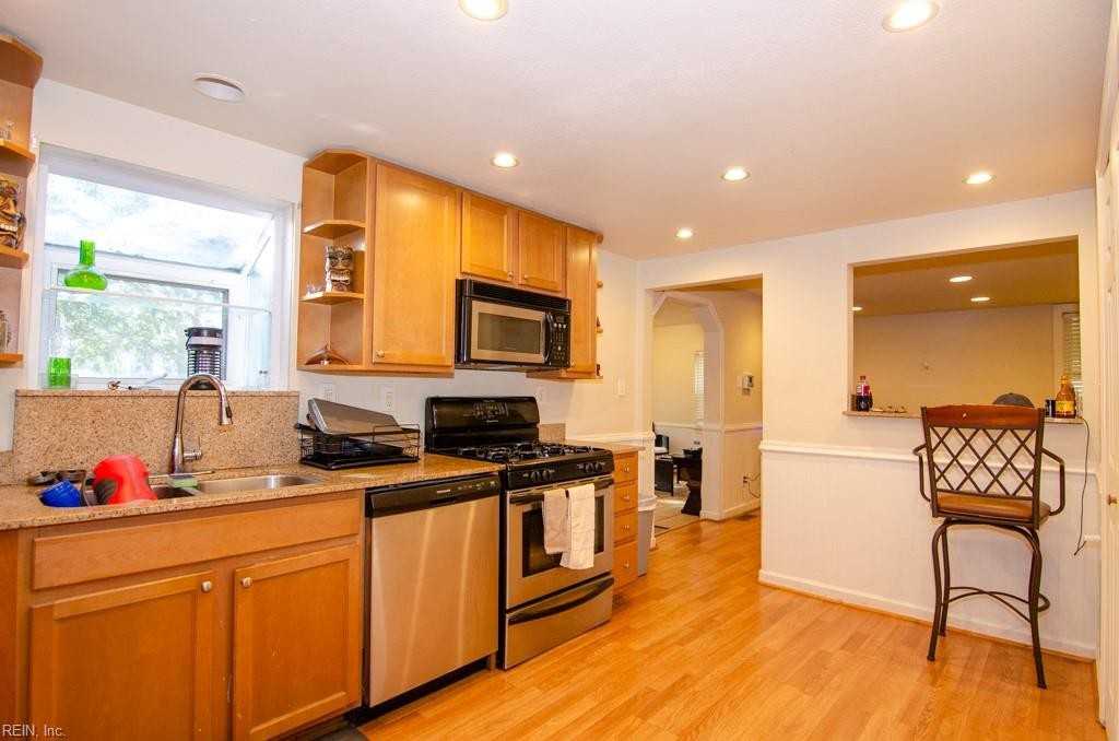 1056 Little Bay Ave #A - Photo 4 of 6