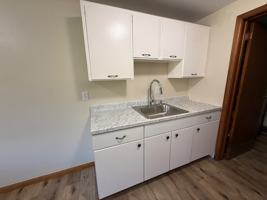 featured image of 112 S Scott St