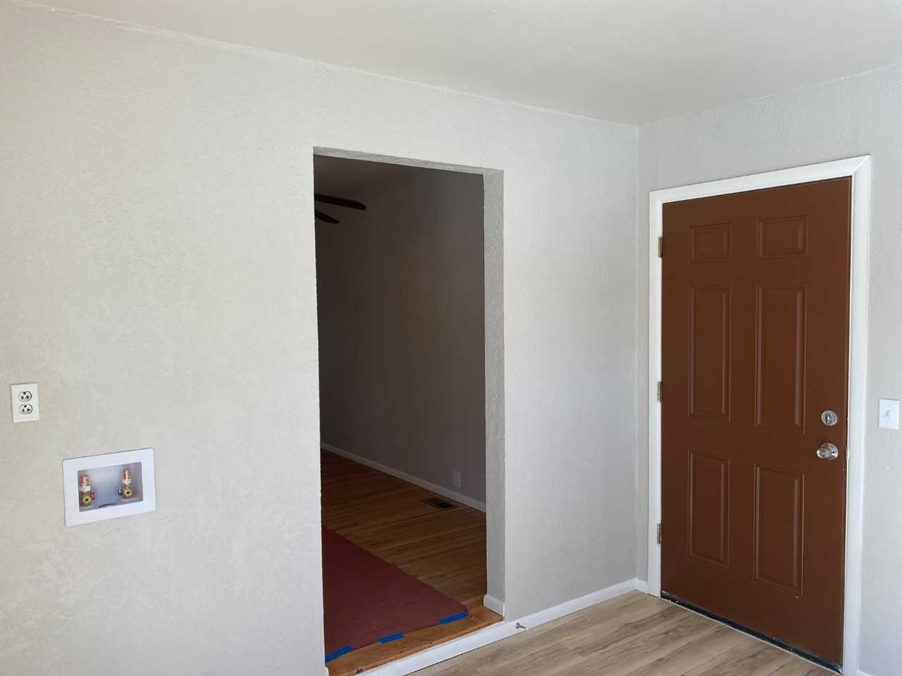 322 S Valley Rd - Photo 5 of 11