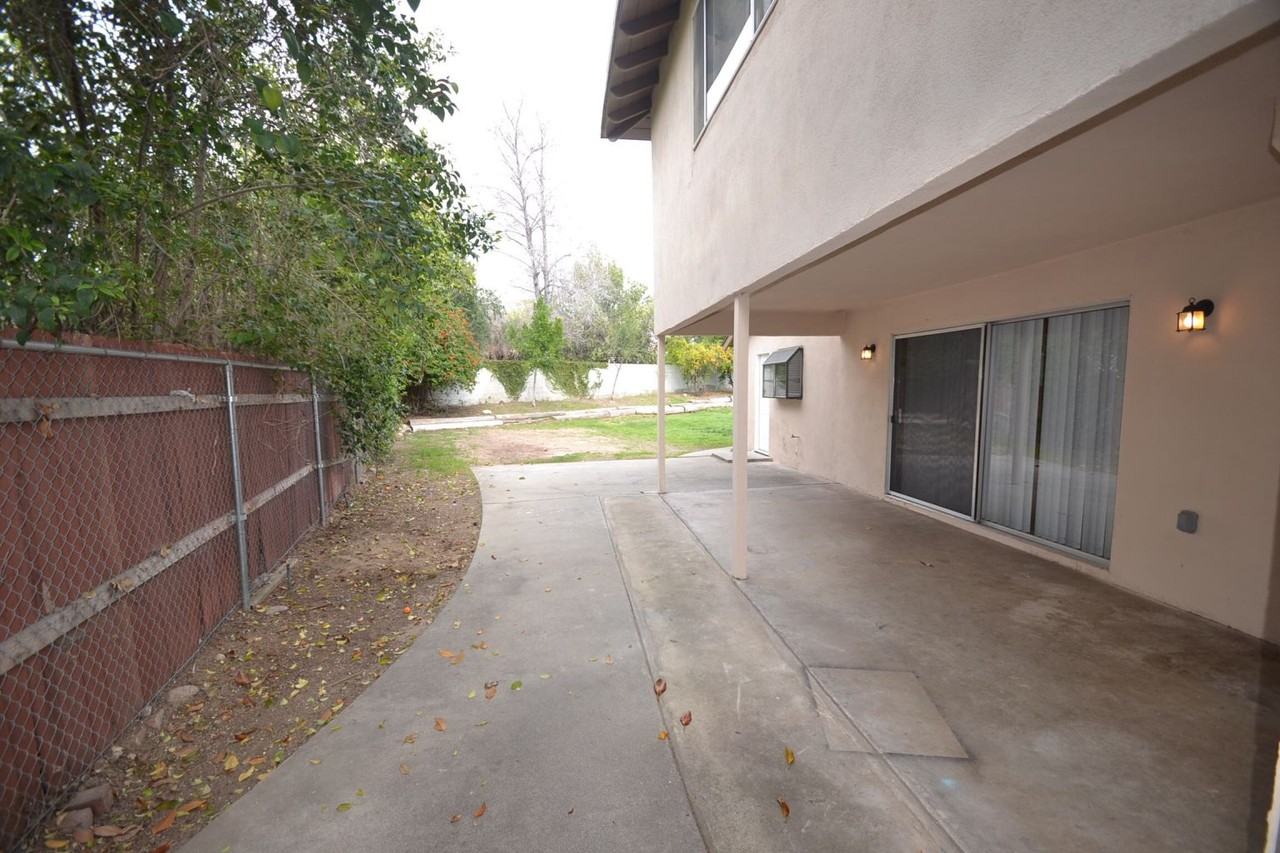 5837 Stanton Ave - Photo 3 of 19