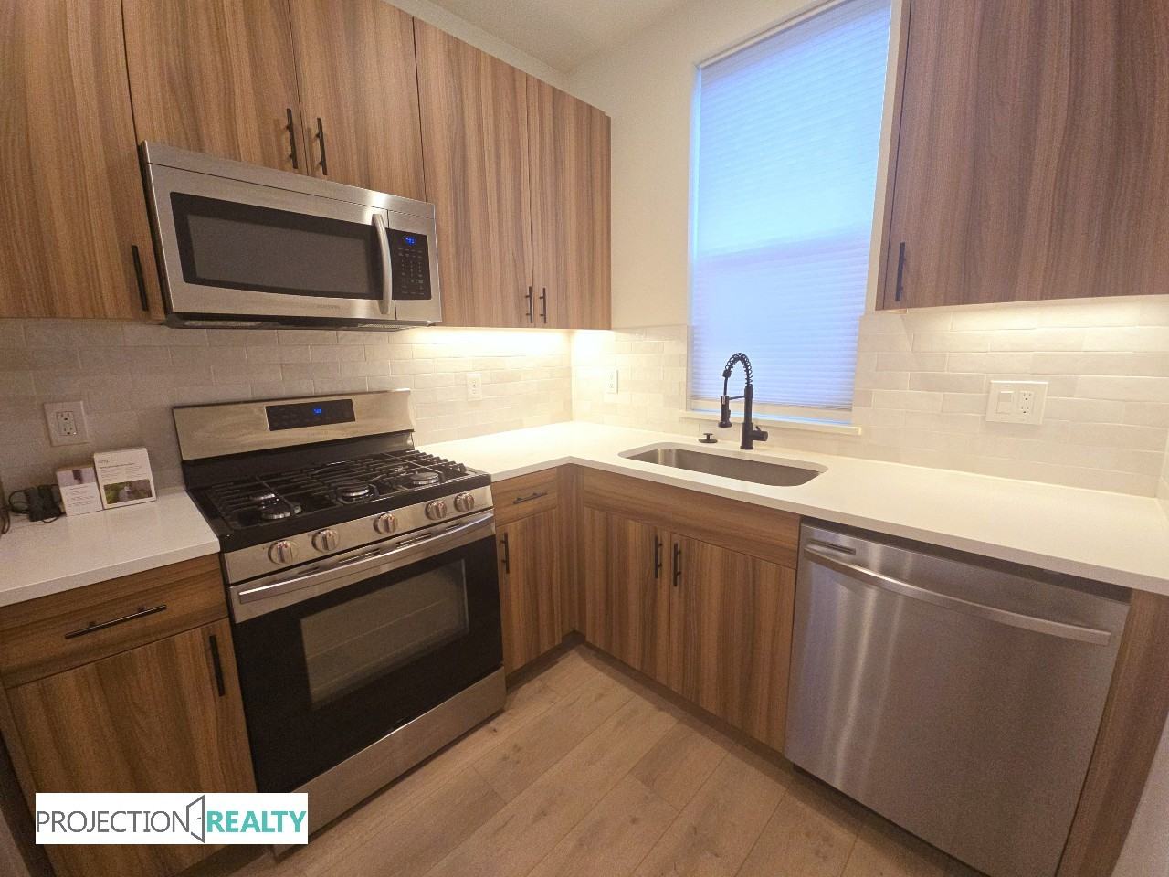 7460 N Oswego Ave #1 - Photo 4 of 19
