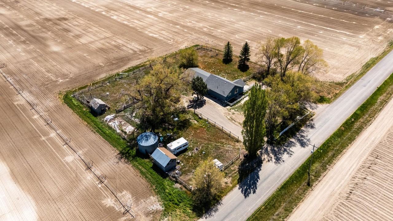 781 S 1800 W - Photo 3 of 3
