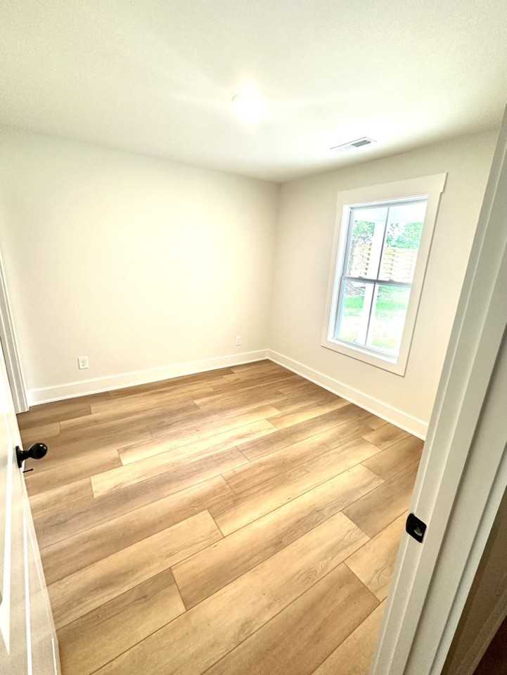 342 Woods Rd #B - Photo 2 of 4