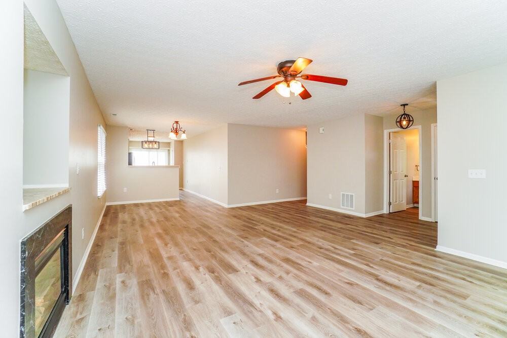 4252 Shortleaf Ln - Photo 4 of 17