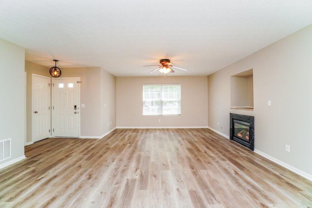 4252 Shortleaf Ln - Photo 5 of 17