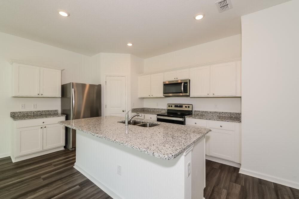 984 Ocean Spray Dr - Photo 6 of 17