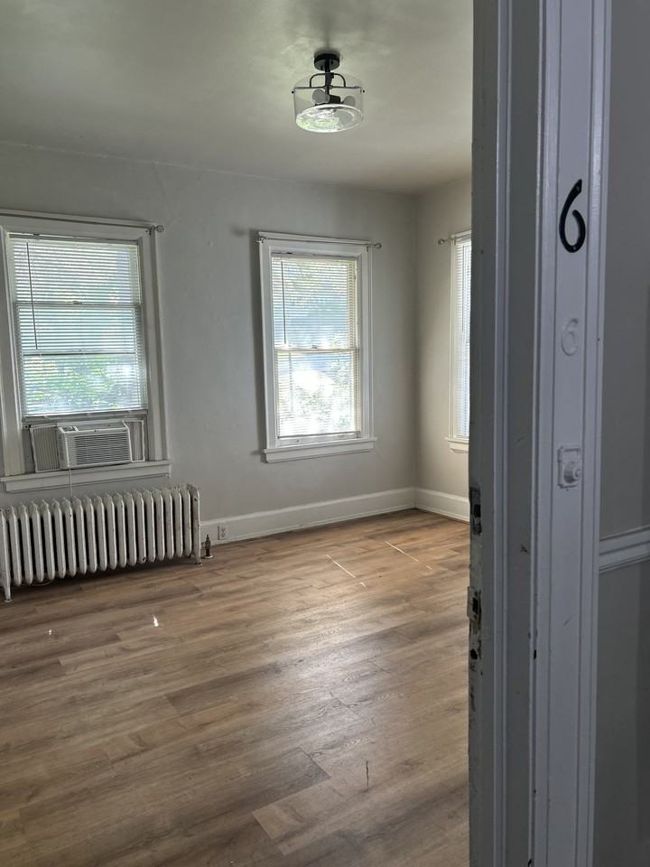 1278 E 100 S #6 - Photo 3 of 22