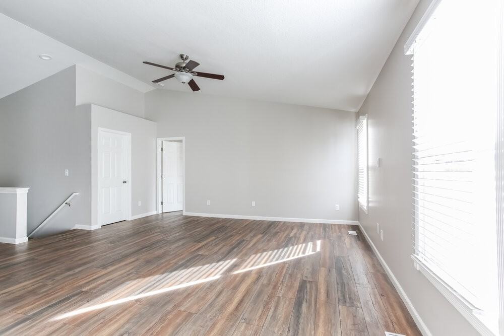 1807 Brandigen Ln - Photo 5 of 17