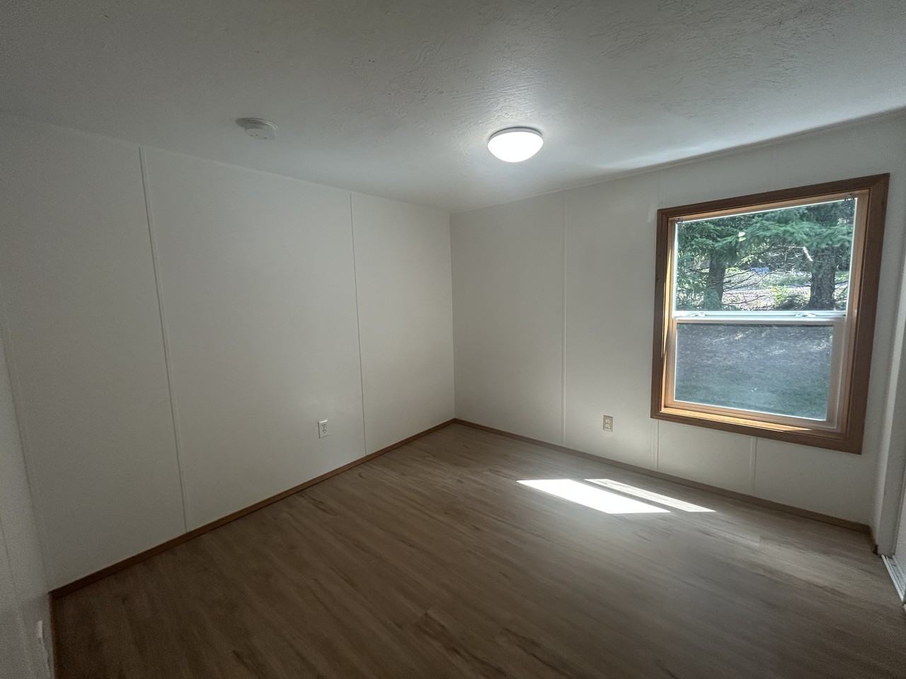 561 E Colonel Wright Rd #1 - Photo 4 of 22