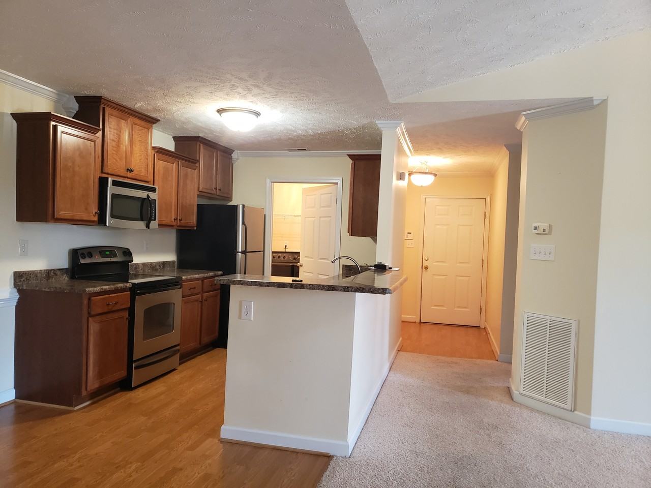 1800 Balmoral Dr #1 - Photo 4 of 9
