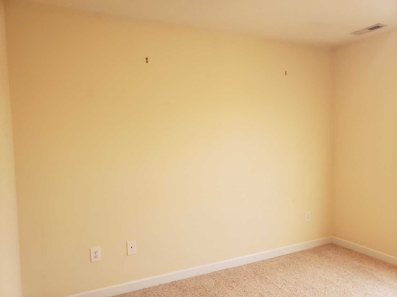 1800 Balmoral Dr #1 - Photo 6 of 9