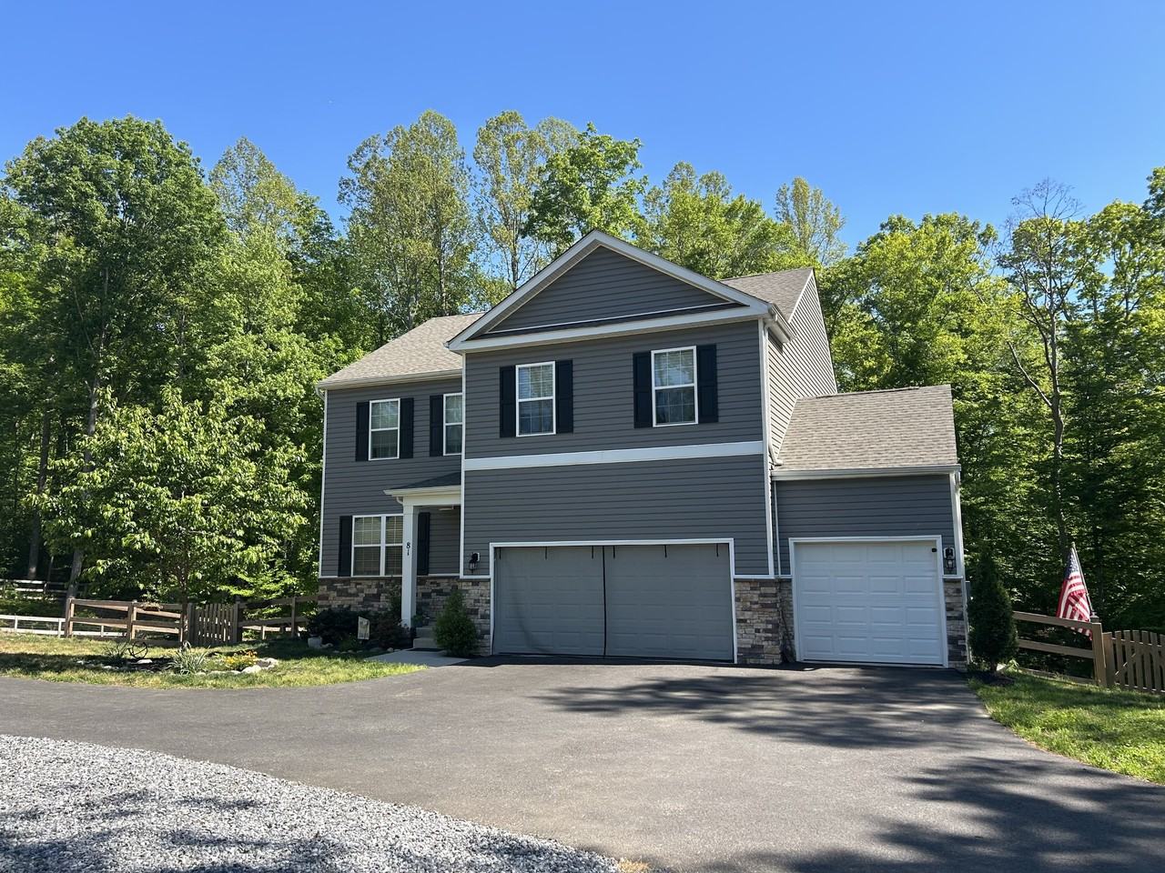 81 Pinewood Rd #1