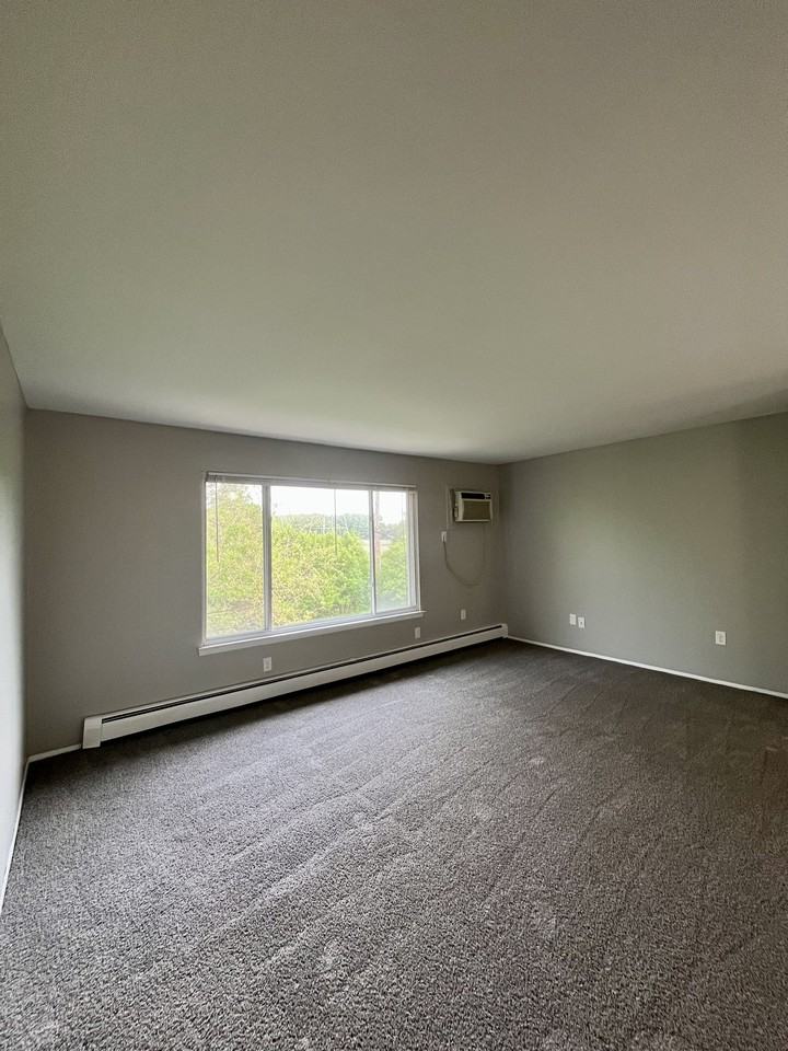 18646 Van Horn Rd #1 - Photo 2 of 9