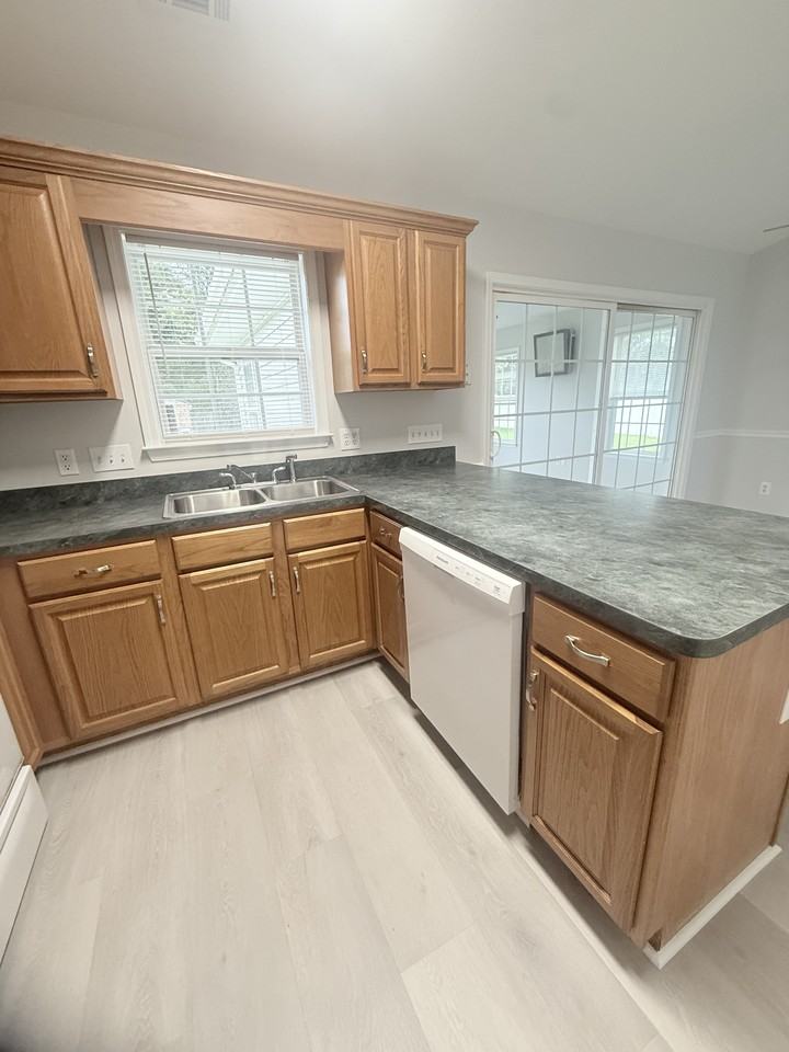 6005 Palasade Ct - Photo 4 of 22