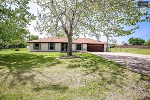 featured image of 2005 Magic Hill Dr