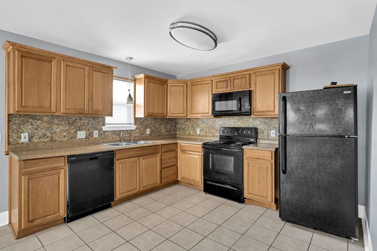 5151 Saint Anthony Ave #1 - Photo 4 of 19