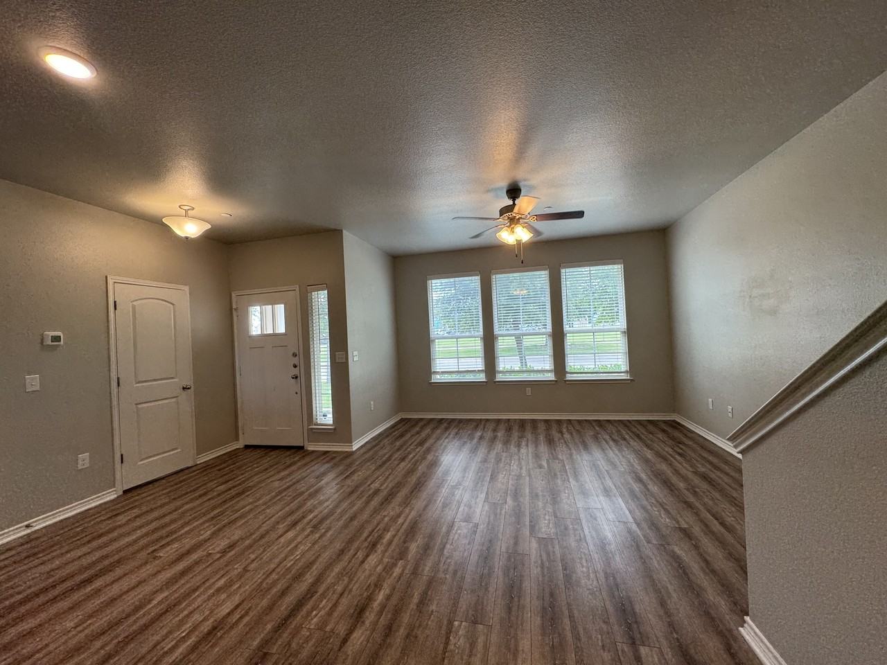 724 Westfield Blvd #724 - Photo 5 of 26