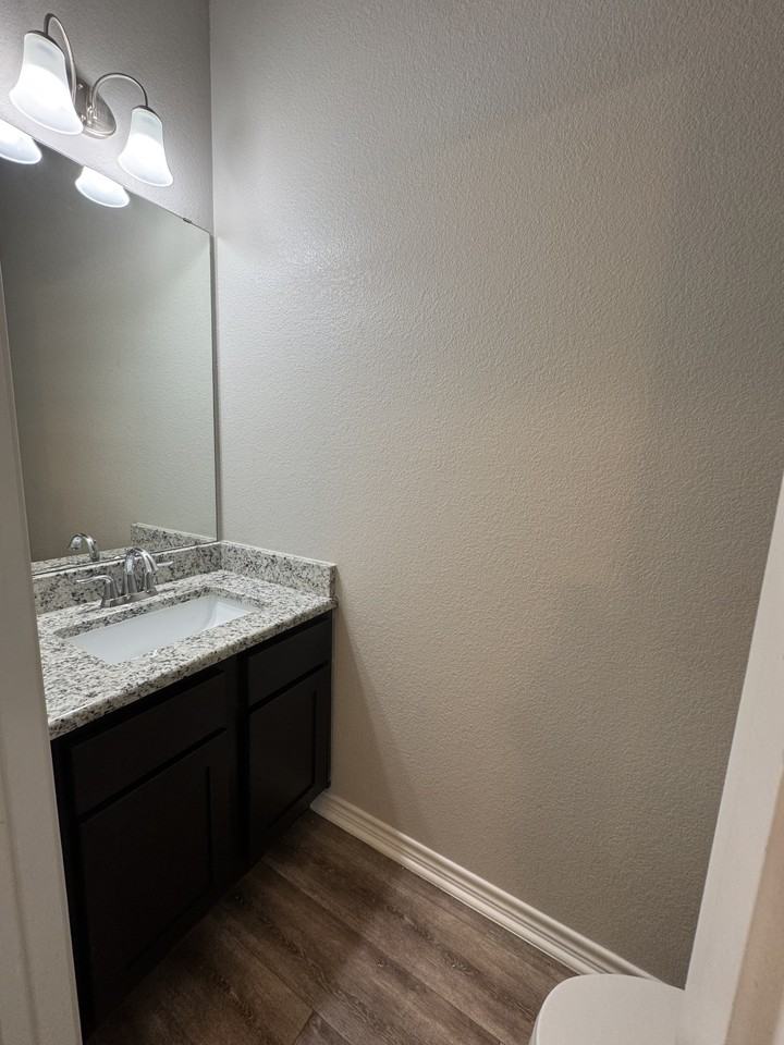 724 Westfield Blvd #724 - Photo 7 of 26
