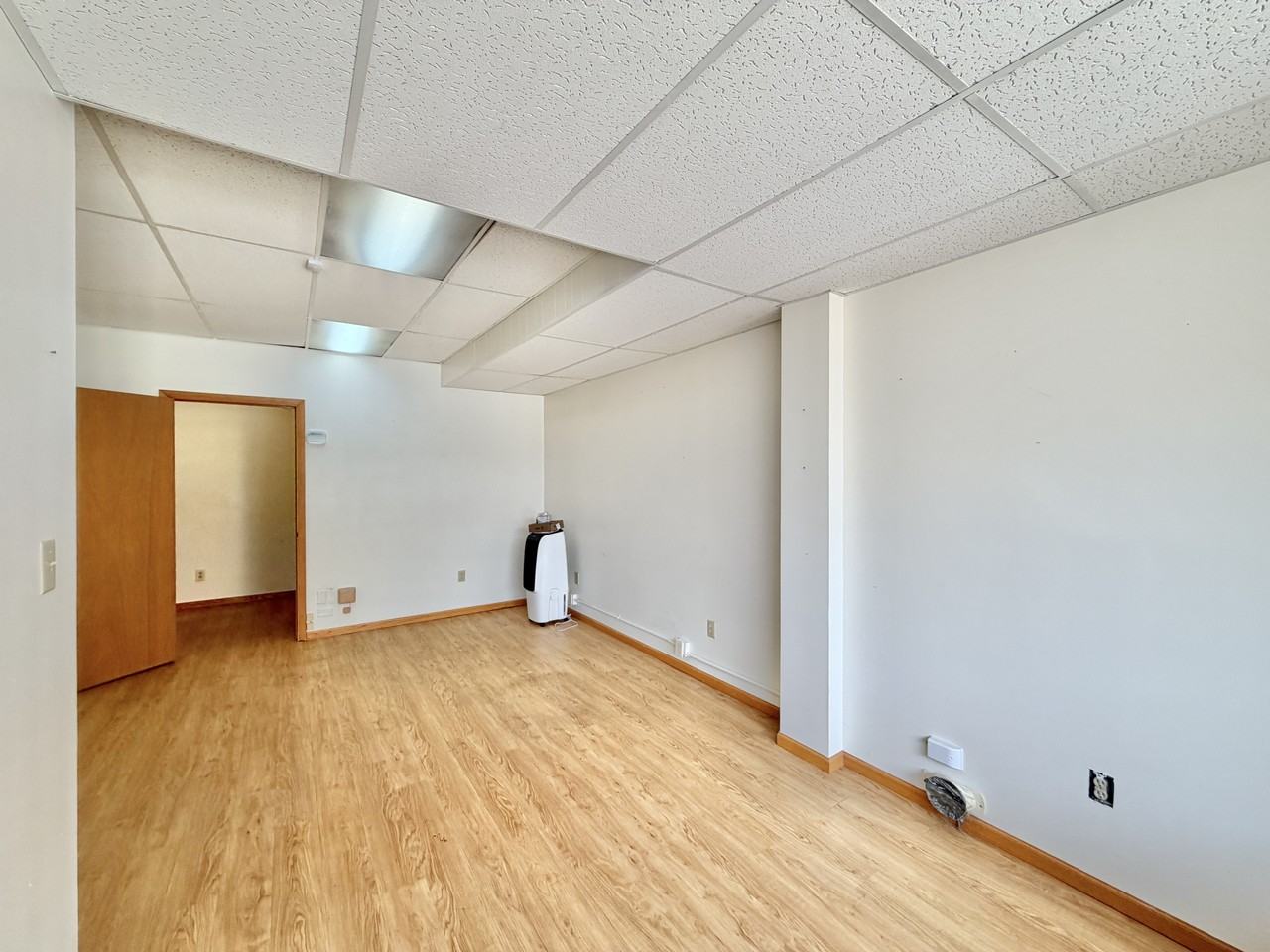 197 Baldwin St #1 - Photo 4 of 8