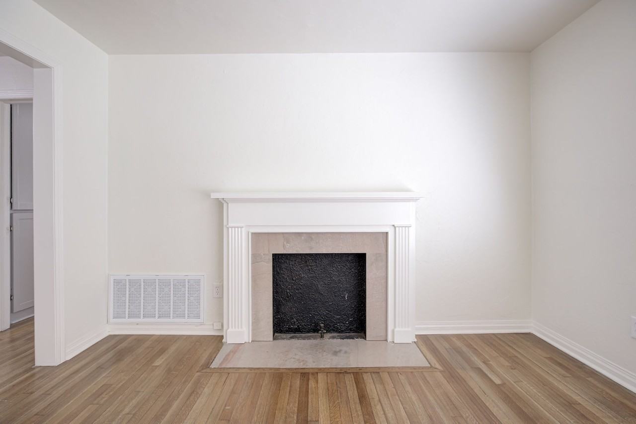 821 Nw 48th St #1 - Photo 7 of 48