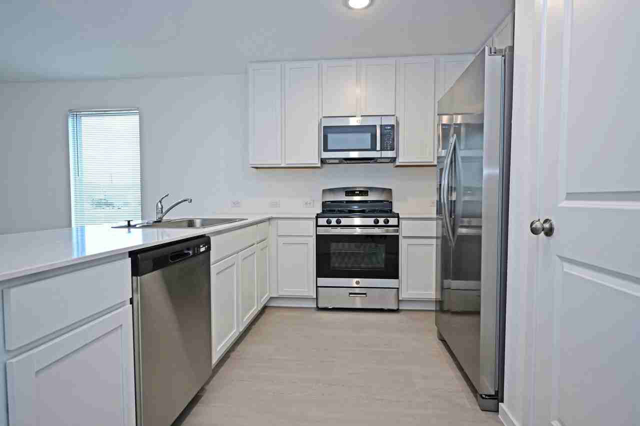 462 River Run Way #1 - Photo 3 of 42