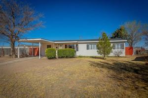 featured image of 7 Oak Dr #1