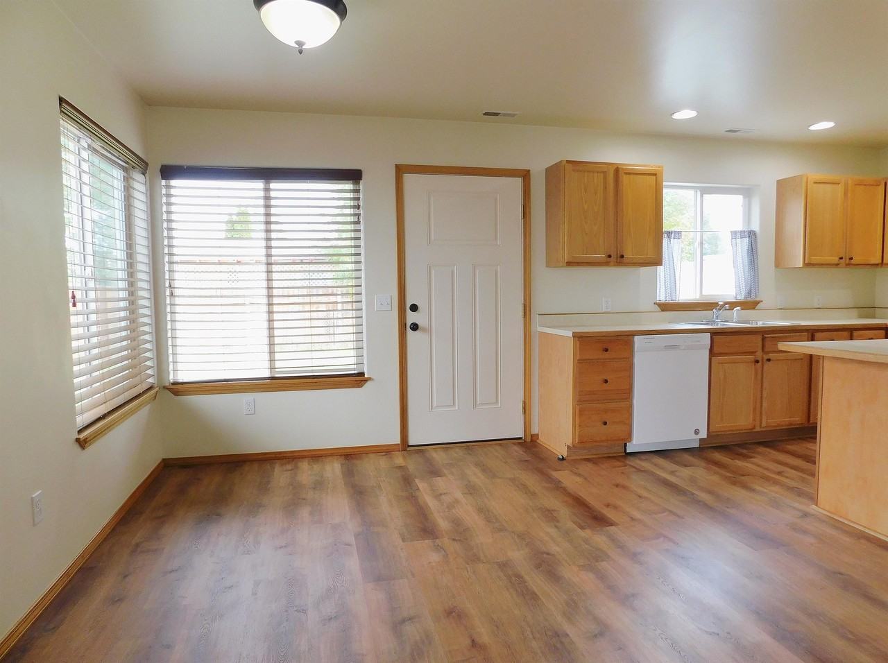 1949 Greatview Dr #1 - Photo 3 of 10