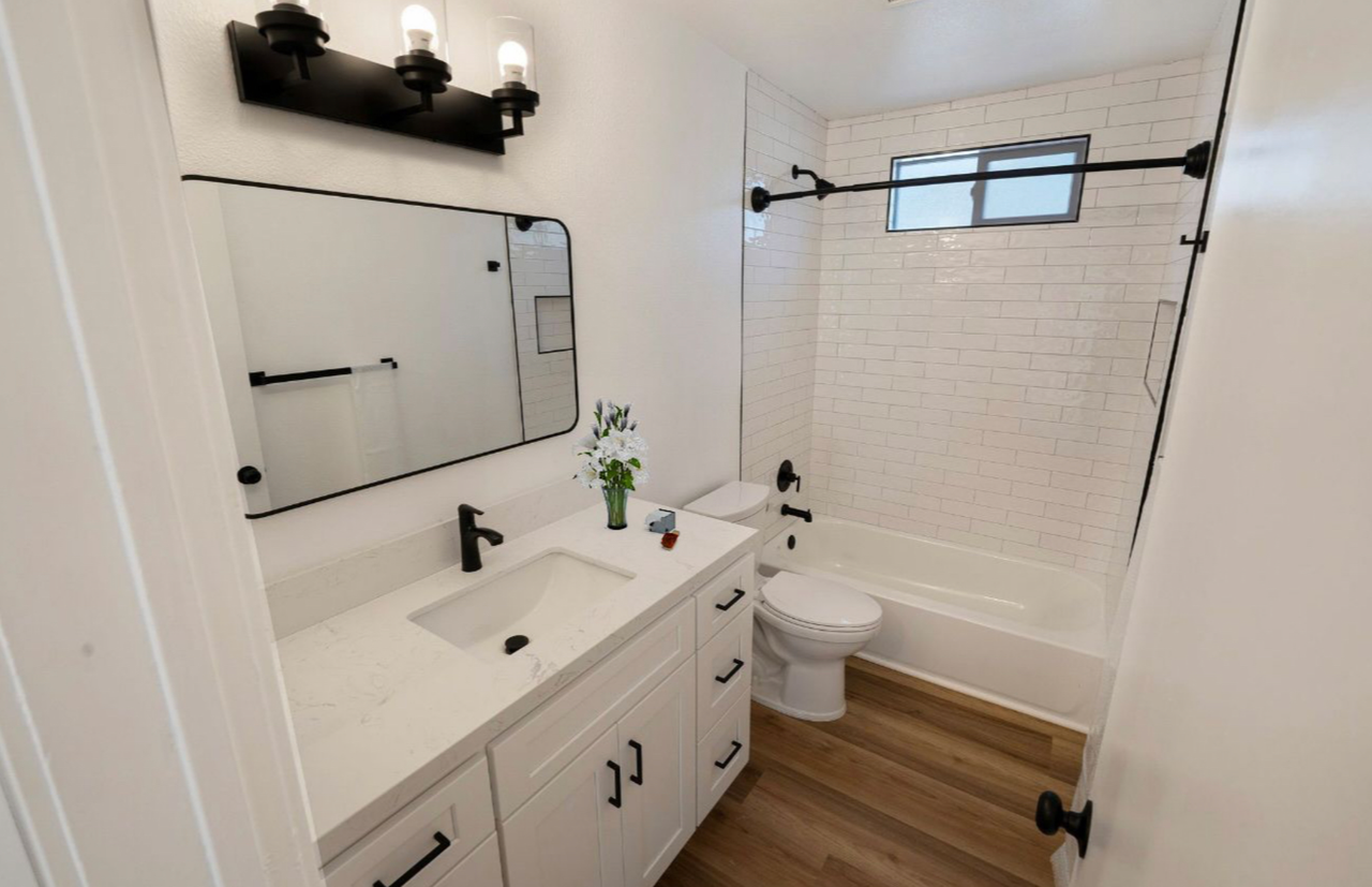 GeoLiv Hillcrest Oaks LLC - Photo 6 of 14