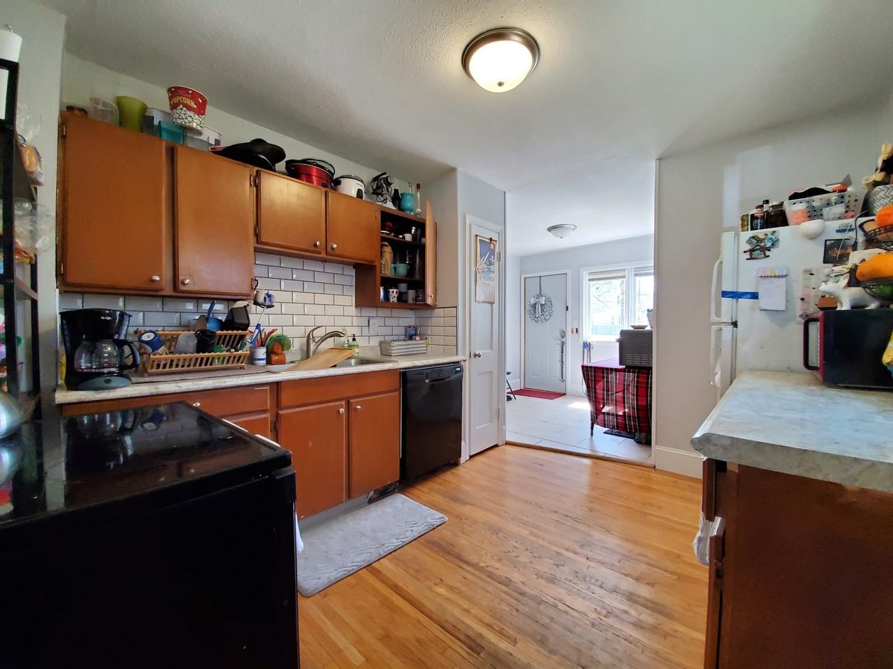 1252 4th St Ne #1 - Photo 5 of 10