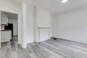 featured image of 949 Freeland St