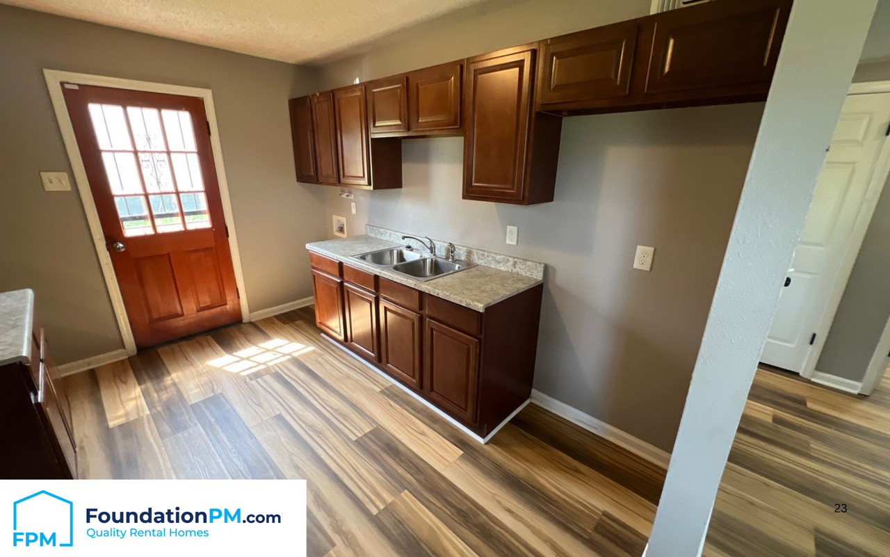 872 Western Park Dr #1 - Photo 4 of 14