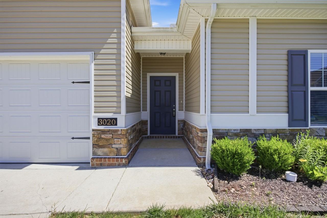 3020 Goodtown Trce #1 - Photo 4 of 31