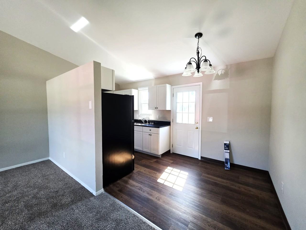 1112 Bryn Mawr Ave #1 - Photo 5 of 19