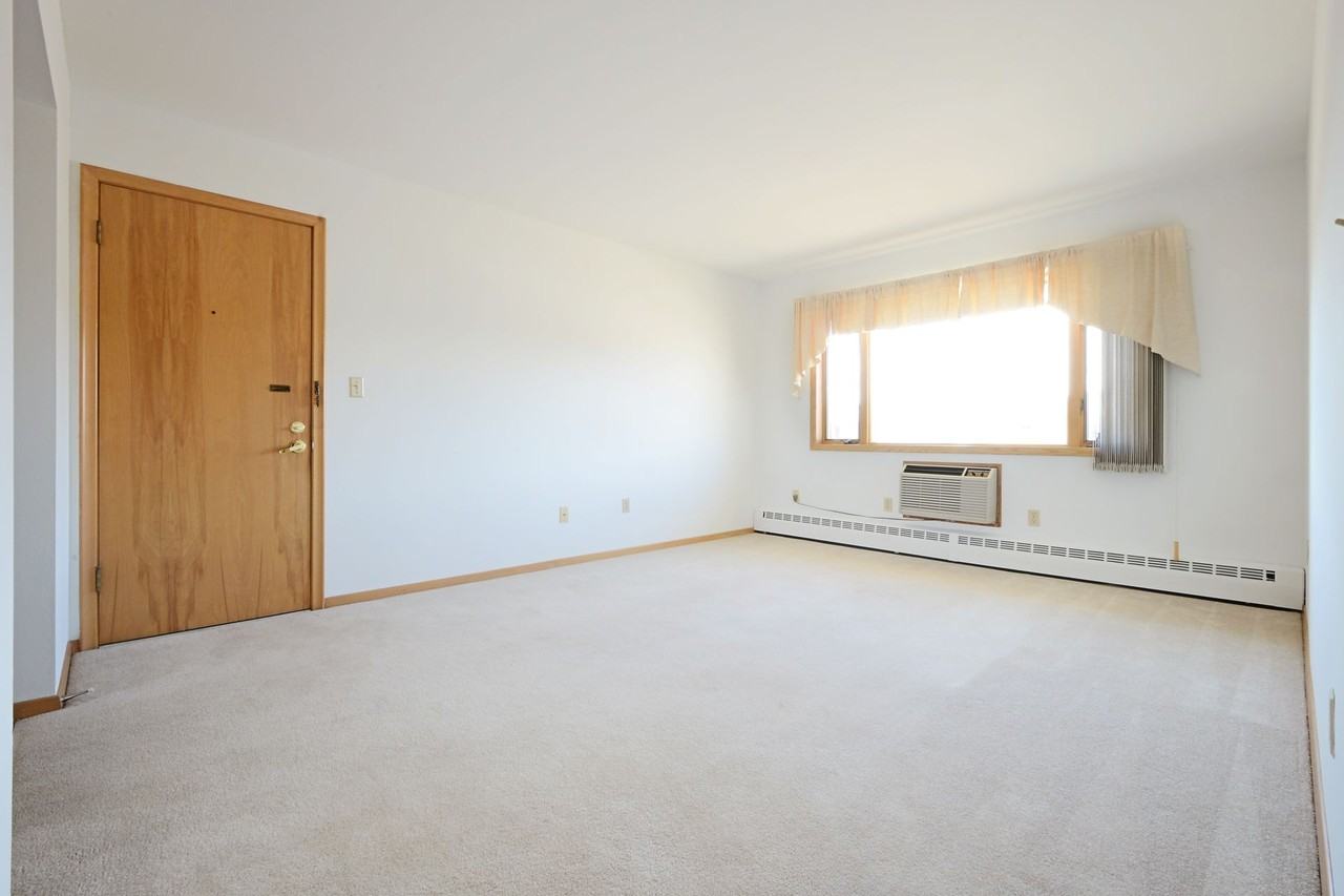 Cozy 4-Plex's Located on Minot's North Hill!  2028-2048 5th Street NW - Photo 7 of 13