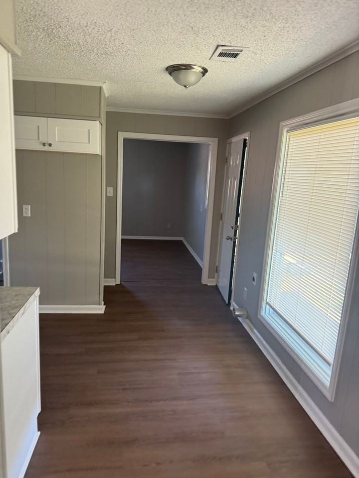 815 Alida Ave - Photo 7 of 13