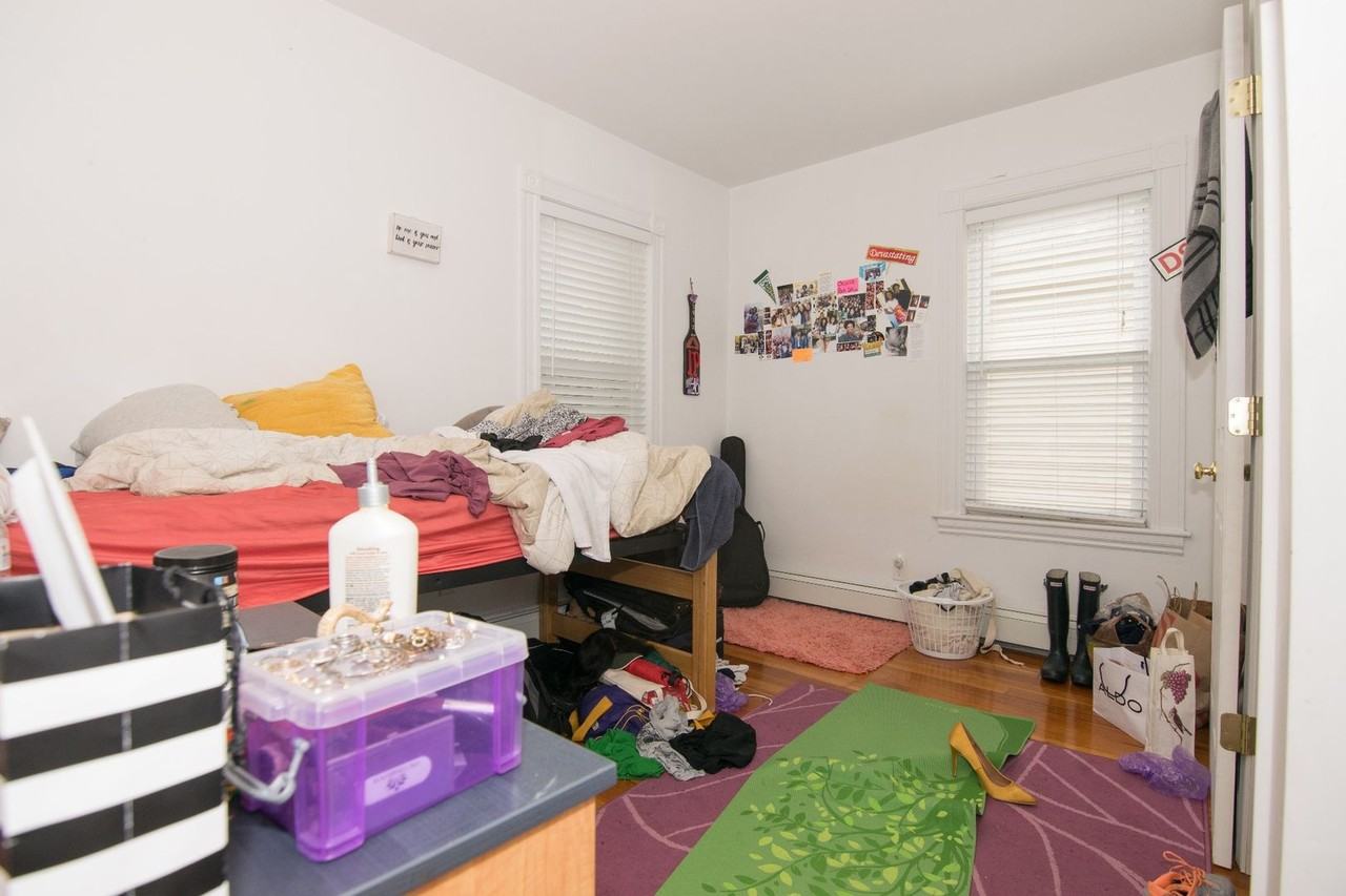 29 Brackett St - Photo 6 of 9
