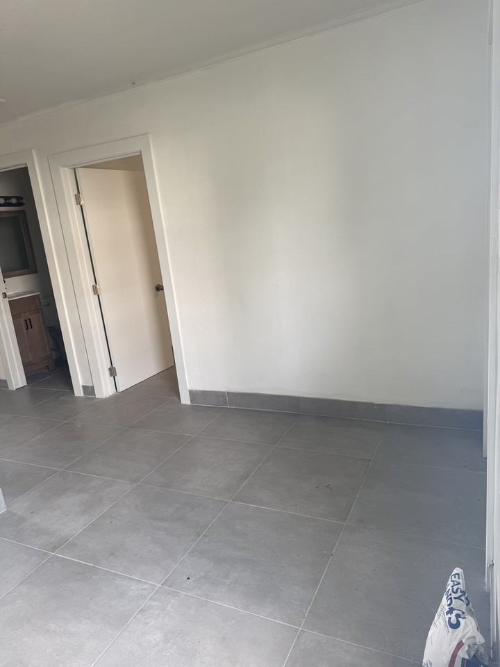 512 N 6 St. - AUnit A #A - Photo 3 of 10
