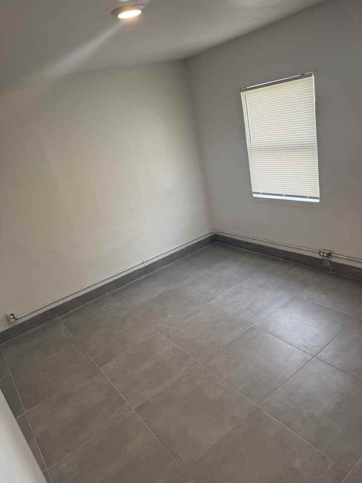 512 N 6 St. - AUnit A #A - Photo 4 of 10