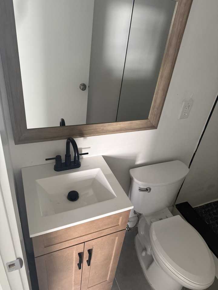 512 N 6 St. - AUnit A #A - Photo 6 of 10