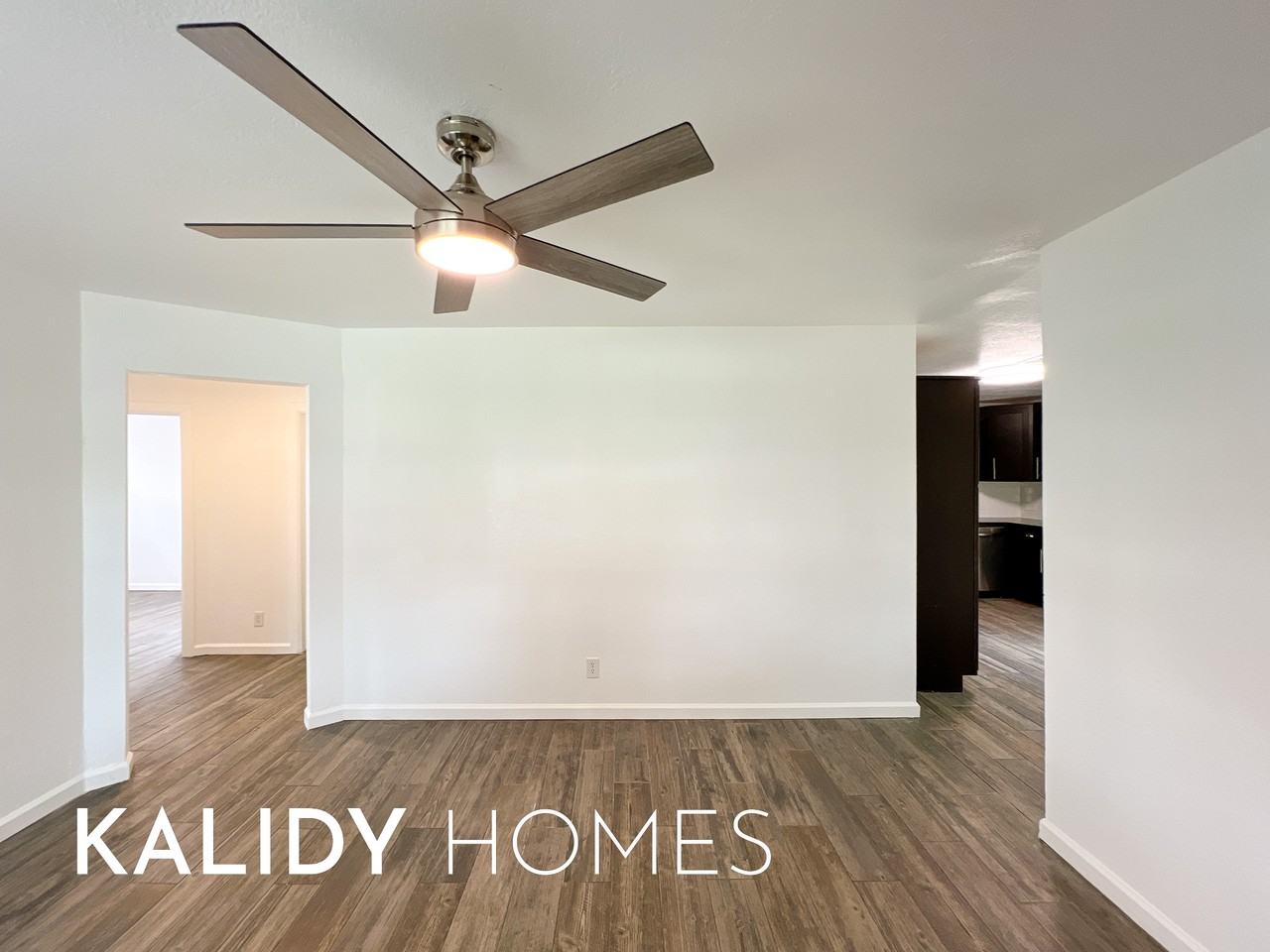 402 W Fairchild Dr #1 - Photo 4 of 22