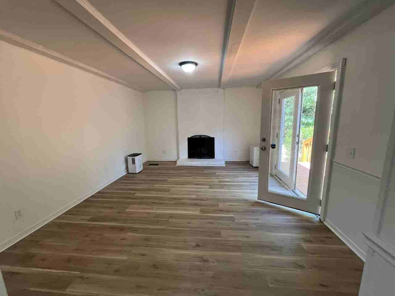 5933 N Hills Dr #1 - Photo 7 of 20