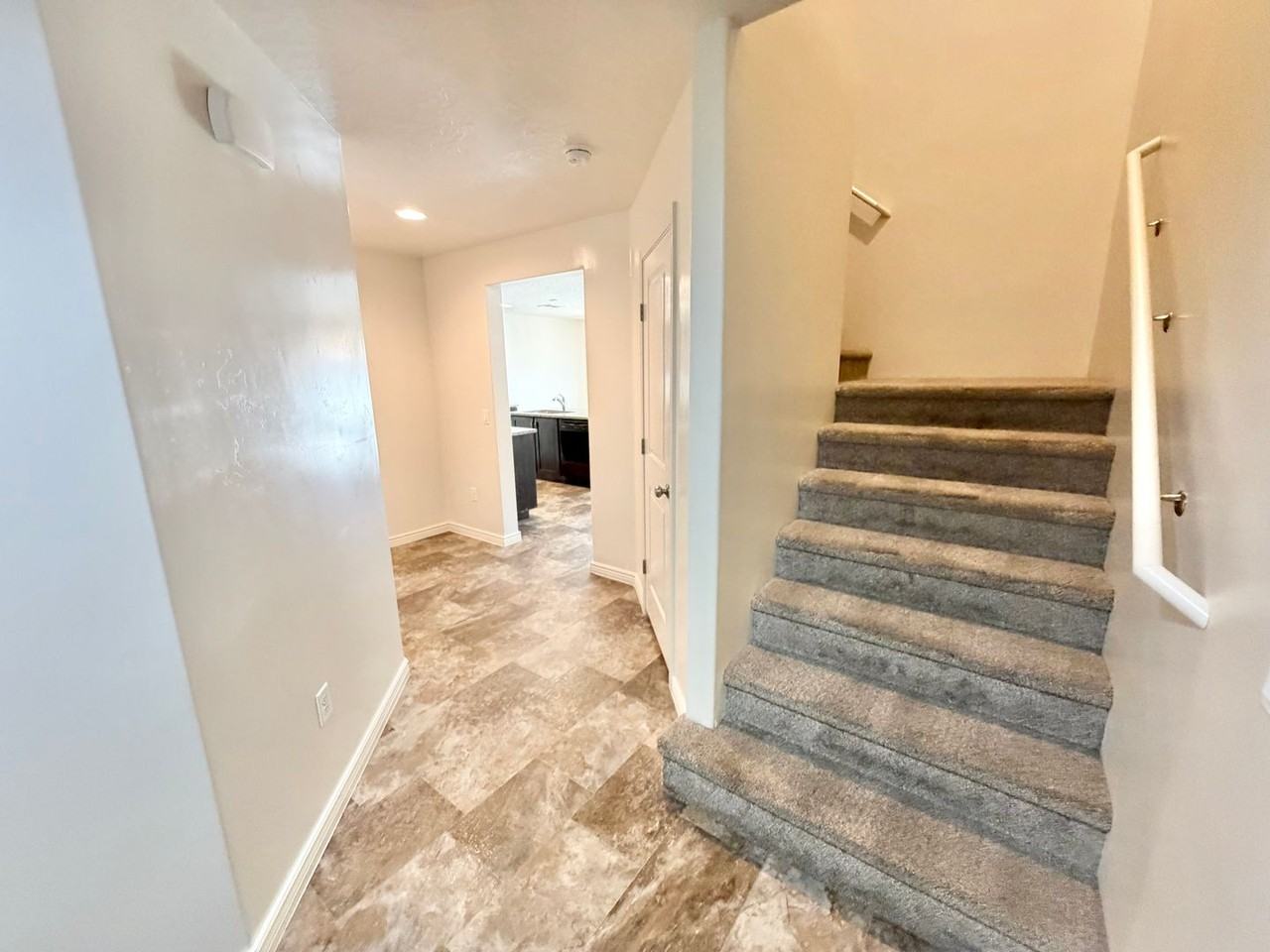 3199 S Relic Ridge Dr #37 - Photo 4 of 29