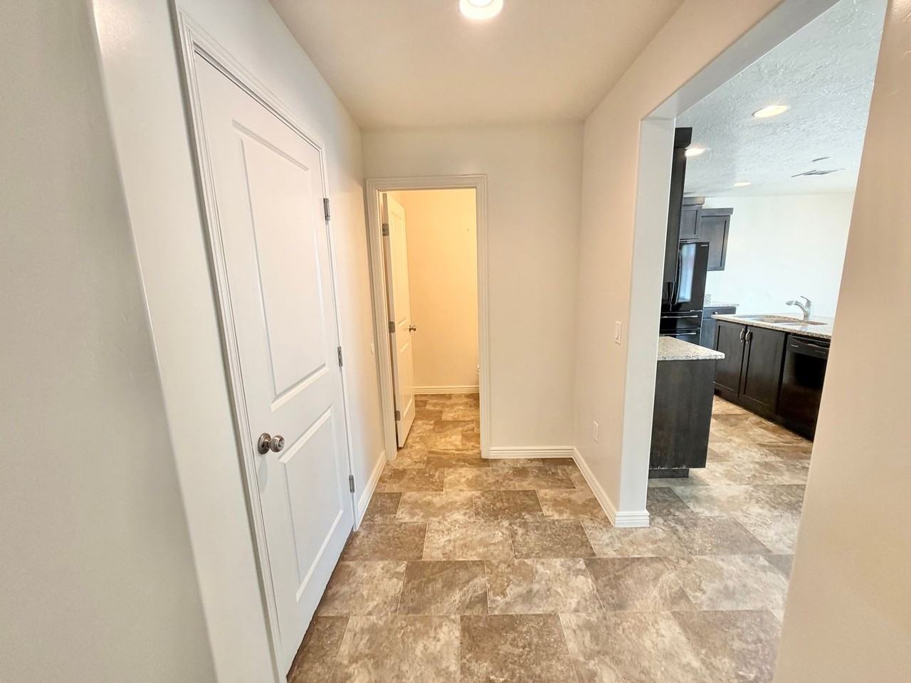 3199 S Relic Ridge Dr #37 - Photo 5 of 29