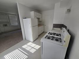 featured image of 813 E Jefferson St #9