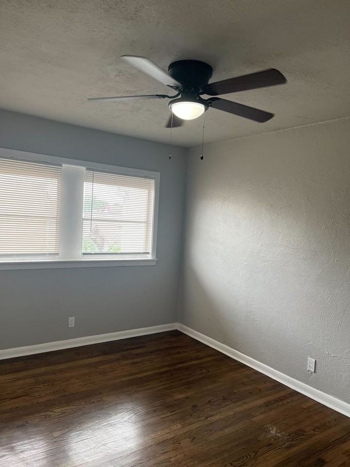 5532 Eskridge St #6 - Photo 6 of 12