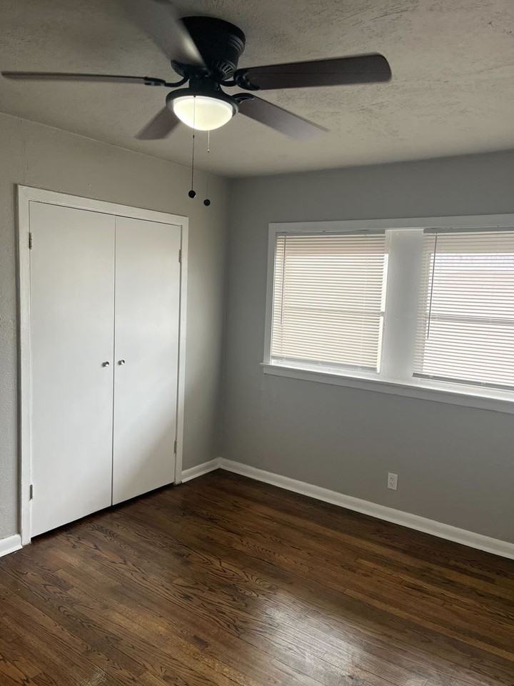 5532 Eskridge St #6 - Photo 7 of 12
