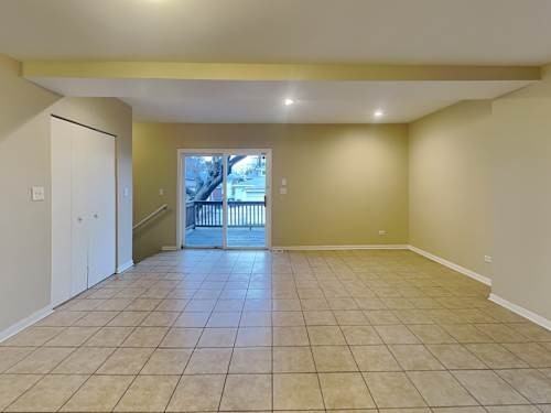 2728 Wesley Avenue - Photo 4 of 7