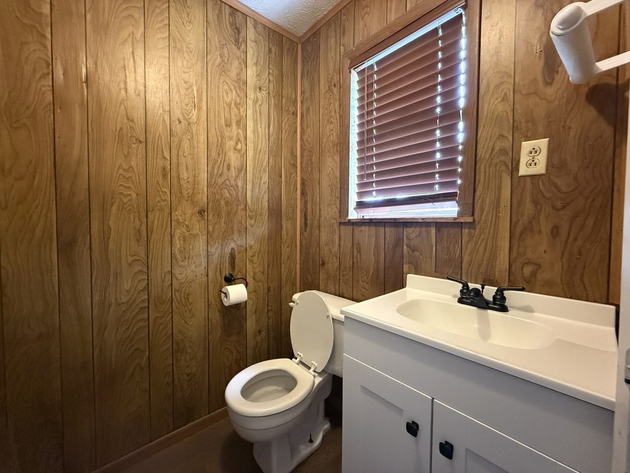 1401 Dubois St #1 - Photo 5 of 29