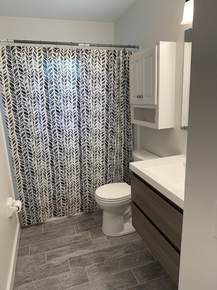 1105 Morse Ave #1 - Photo 7 of 10